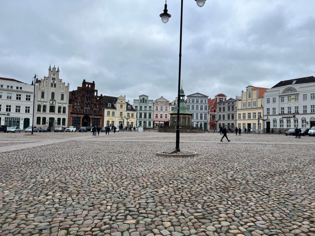 Smultron Apartment Altstadt Wißmar Екстериор снимка